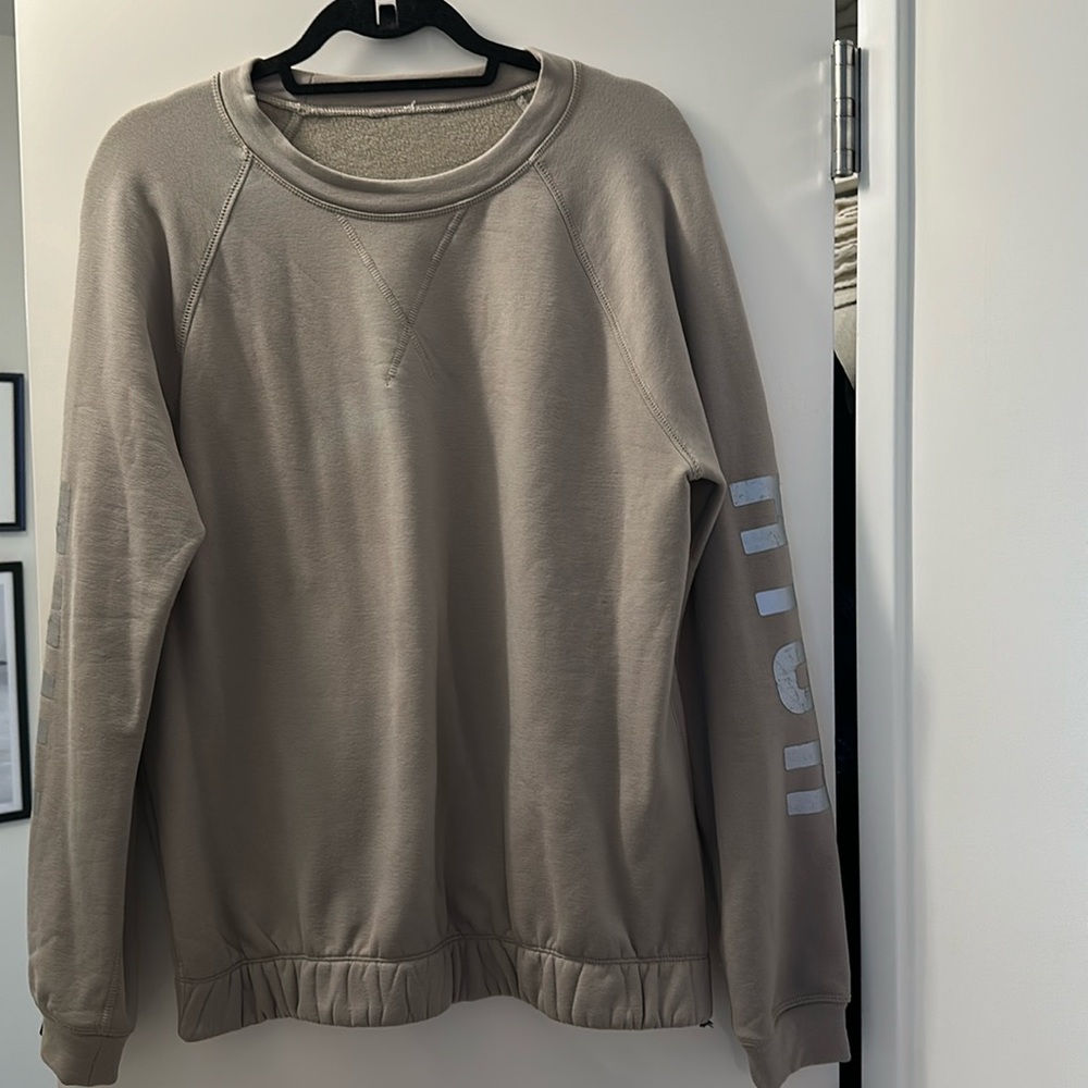 Mile High Lululemon Sweatshirt size 8
